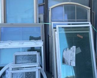 Various windows, different brands, colors, styles, etc.
