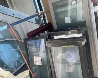 Various windows, different brands, colors, styles, etc.