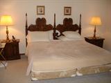 King size bed
