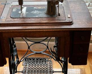 New Companion Sewing Machine Cast Iron Desk