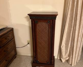 #48 - $90 - Tall jewelry case 43tx19wx13d
