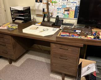 #35 - $150 - laminate retro  desk with 5 drawers 29t59wx30d
