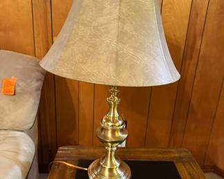 #12 - $40 - Brass table lamp 33t