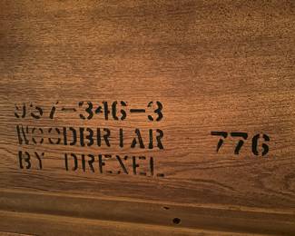 #21 - $800 - Drexel heritage table 29tx72wx42d each leaf is 20w 

