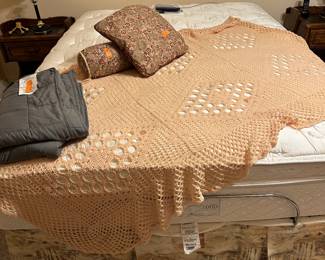 #42 - $200 - Sleep number 7000 queen bed