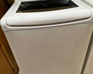 #50 - $480 - Whirlpool Cabrio Platinum washer & dryer set 