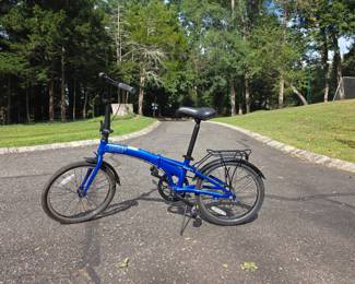 Sun SC3 Fold Bike, retails $600