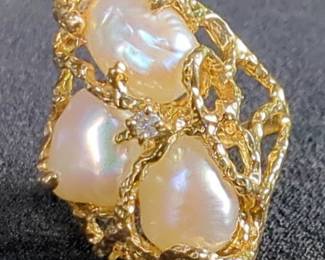 18K Gold Ring With Baroque Pearls And Accent Diamond, Size7