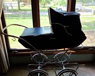 Vintage Giordani Pram
