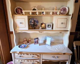 Vintage french provincial desk