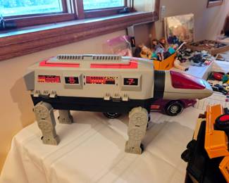 Vintage 1984 Gobots command center toy