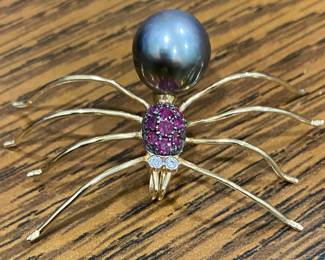 14K Gold Spider Brooch
