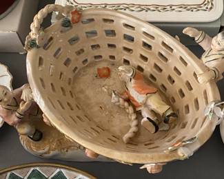 Oriental Lattice Basket (Damaged)