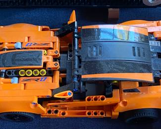 Lego Technic Chevrolet Corvette ZR1