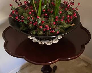 Pie Crust Accent Table