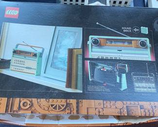 Lego Icons Retro Radio Kit
