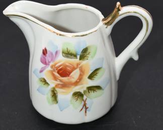 mini pitcher