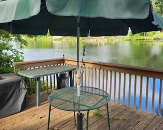 Patio umbrella & table