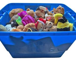 Larger Lot of Beanie Babies