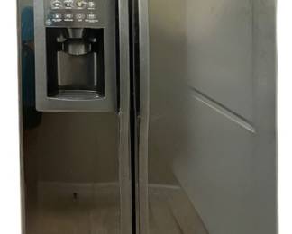 GE Eterna Refrigerator Freezer