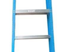 NEARLY NEW Werner 8 Ft Ladder