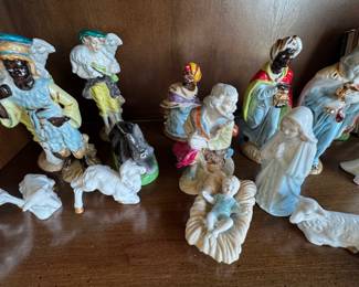 Vintage ART Italy Nativity Set – Hand-Painted Ceramic Christmas Manger Scene