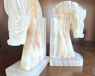 Vintage Onyx Horse Head Bookends – Mid Century Modern Stone Sculpture Pair