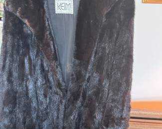 Keim Furs Women’s Full-Length Mink Coat – Estate Collection