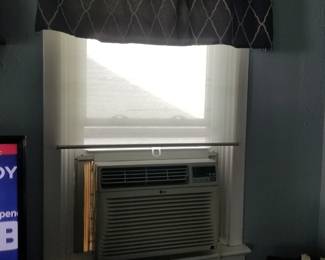 Window AC unit