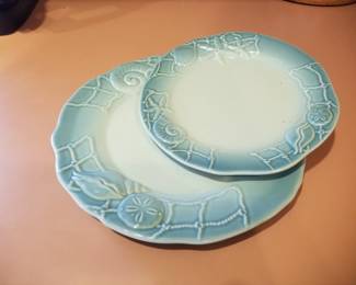 Dishware