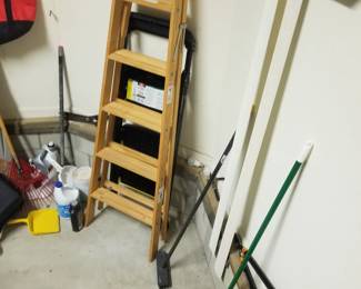 Stepladder & yard tools