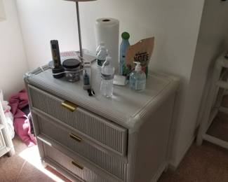 3-drawer nightstand; table lamp