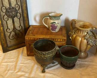 Fancy Vases, Basket, Outside Wall Decoration