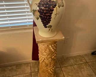 Lovely Ceramic Vase And Pedestal