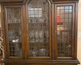 Drexel1 Piece Dining Room Hutch