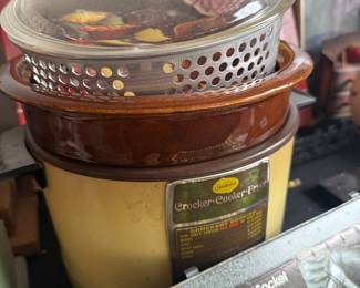 Crockpot (vintage sunbeam)