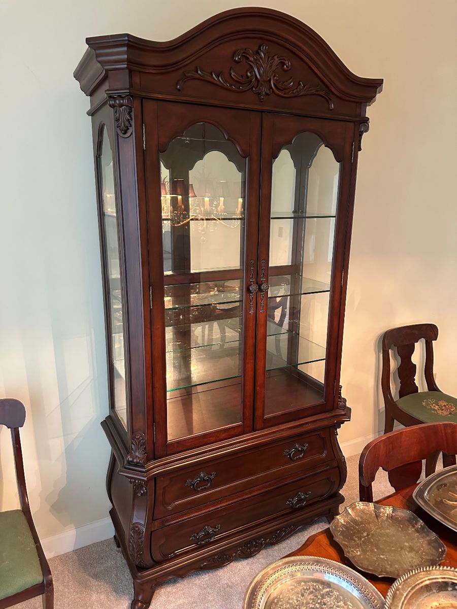 China cabinet