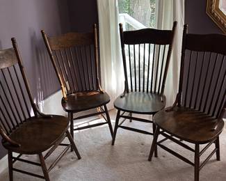 4 dining table chairs
