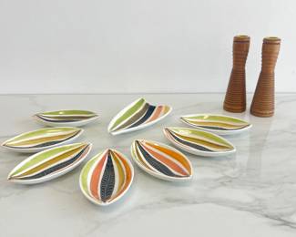 Lot 7565 Italian Tosca Hand Painted Plates Dixie Bobbin Candle Holders