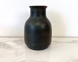 Lot 7434 Vintage Signed Italian Pottery Vase Bitossi