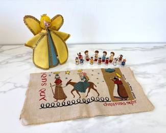 Lot 7431 Vintage Christmas Angel Tree Topper Tea Towel Mini Ornaments