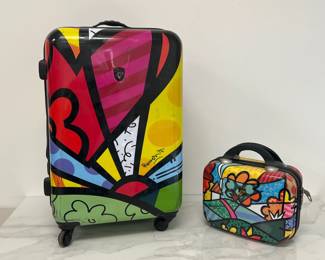Lot 7371 Heys Britto Rolling 360 Firm Sided Luggage