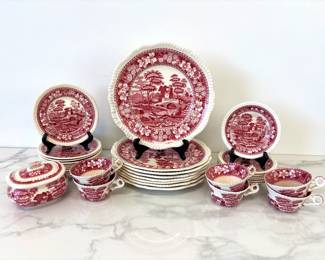 Lot 7025 Copeland Spode Tower England Plates Cups Saucers Sugar Bowl