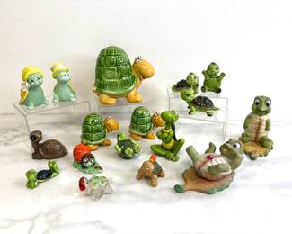 Lot 7306 Vintage Cute Kawaii Turtle Figurines