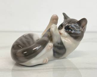 Lot 7406 Royal Copenhagen Porcelain Cat Figurine
