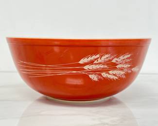 Lot 7399 Vintage Pyrex Autumn Harvest Wheat Mixing Bowl