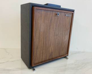 Lot 7555 Vintage Magnavox Vinyl LP Record Carrying Case