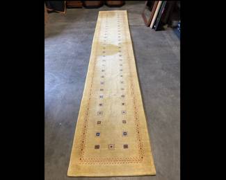 Lot 7453 Wool Runner Rug 15ft x 2ft 10in