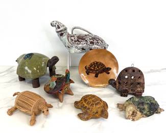 Lot 7311 Vintage Turtle Pottery and Figurines