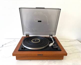 Lot 7537 Vintage Pioneer PLA35 HighFidelity Record Player Turntable